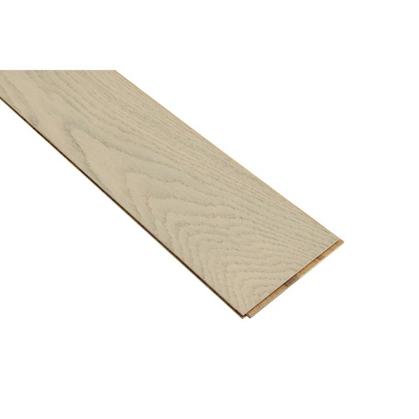 Bruce Time Honored Sunkissed Latte Wh Oak 3/8 in. T x 5 in W T+G Wire Brushed Engineered Hardwood Flooring (26.58 sq. ft/ctn)