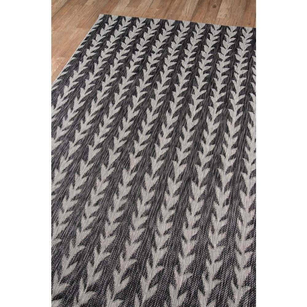 Charcoal Abstract Braided 5'3" x 7'6" Synthetic Area Rug