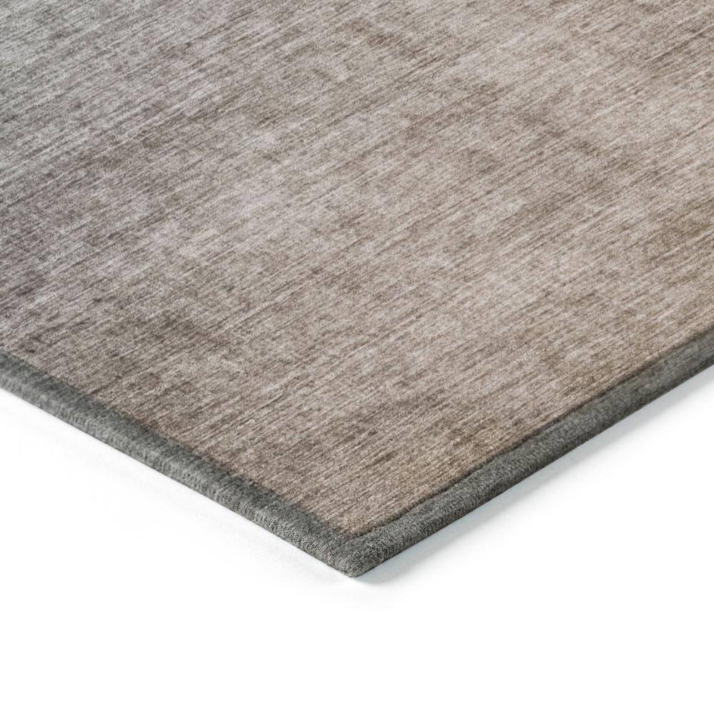 Gray Round Machine Washable Synthetic Area Rug 8' x 8'