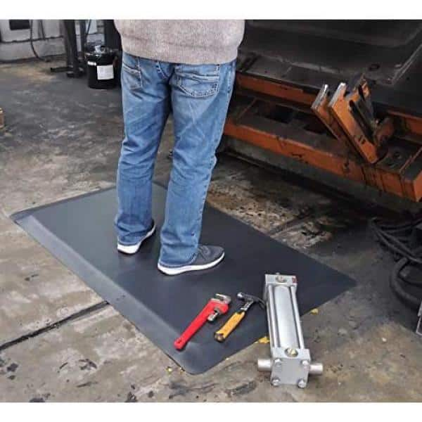 Anti-Fatigue Mat: 12' Long, 3' Wide, 15/16 Thick, Vinyl, Beveled Edges,  Heavy-Duty