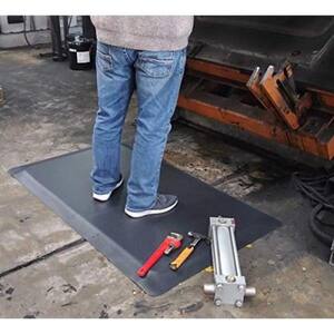 Industrial Smooth 2 ft. x 3 ft. x 7/8 in. Commercial Floor Mat Anti-Fatigue