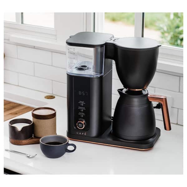 https://images.thdstatic.com/productImages/6a941dbe-2748-44af-ad98-f66c46d9ba21/svn/matte-black-cafe-drip-coffee-makers-c7cdaas3pd3-a0_600.jpg
