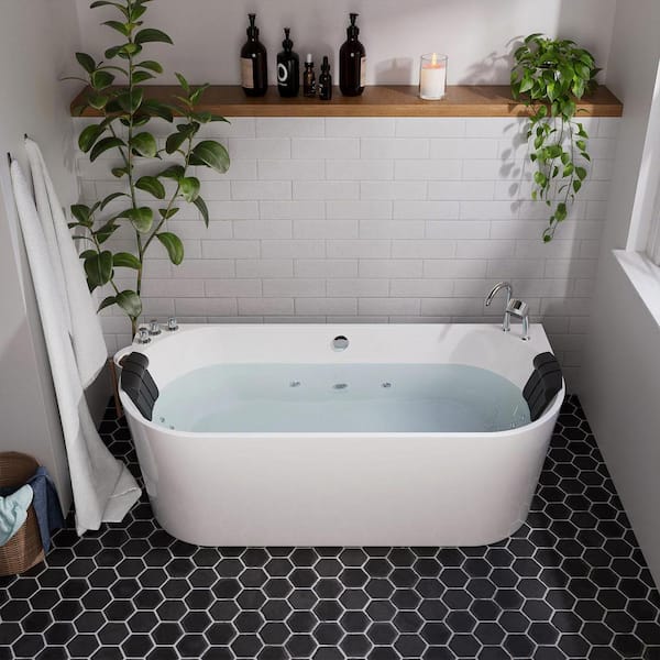 Luxury 71 in. Center Drain Acrylic Freestanding Flatbottom Whirlpool Bathtub in White with Faucet
