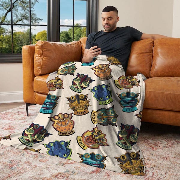 How to Train Your Dragon Dragon Badges Multicolor Silk Touch Throw Blanket 40 x 50 in.