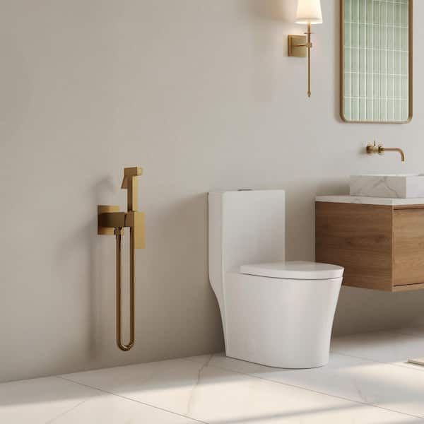 EVERSTEIN 1-Handle Hot and Cold Bidet Faucet with Wall Mount