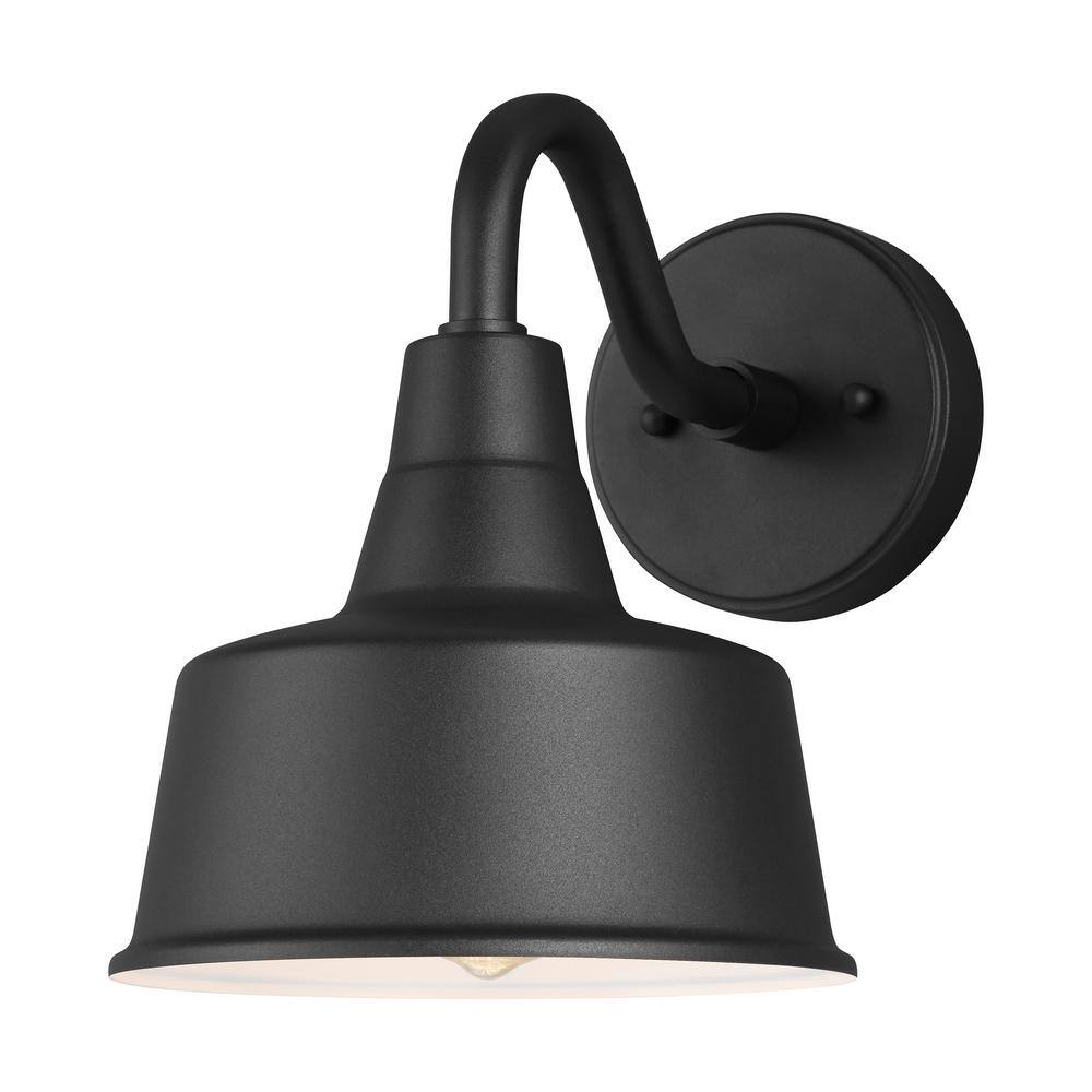 Sea Gull Lighting Barn Light 1 Light Black Outdoor Wall Mount Lantern Sconce 8537401 12 The Home Depot