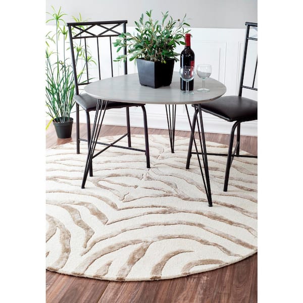 Zebra Stripes Gray 6' Round Rug