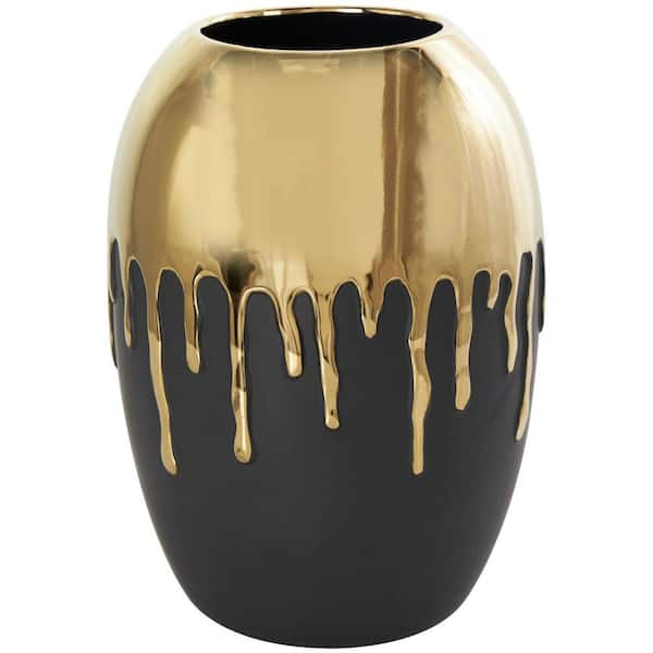 CosmoLiving by Cosmopolitan Black Ceramic Decorative Vase with