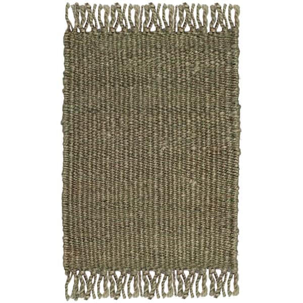 SAFAVIEH Natural Fiber Green Doormat 3 ft. x 4 ft. Gradient Solid Color Area Rug