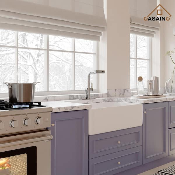 Single Handle Pull Down Sprayer Kitchen Faucet with 3-Functions Spray, 360° swivel Deckplate Included in Chrome Plated