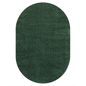 Haze Solid Low-Pile Emerald 3 ft. x 5 ft. Oval Area Rug