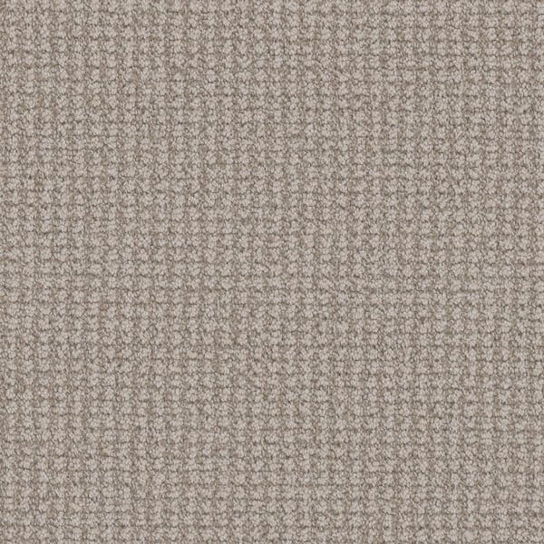 Shooting Star-Atlas Beige-35 oz. SD Polyester Pattern Installed Carpet