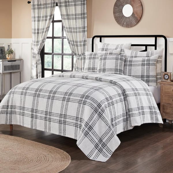 VHC BRANDS Black Plaid Farmhouse Queen Cotton Coverlet