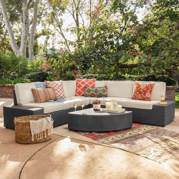 Noble House Santa Cruz gray 6 Piece Wicker Outdoor Sectional Set