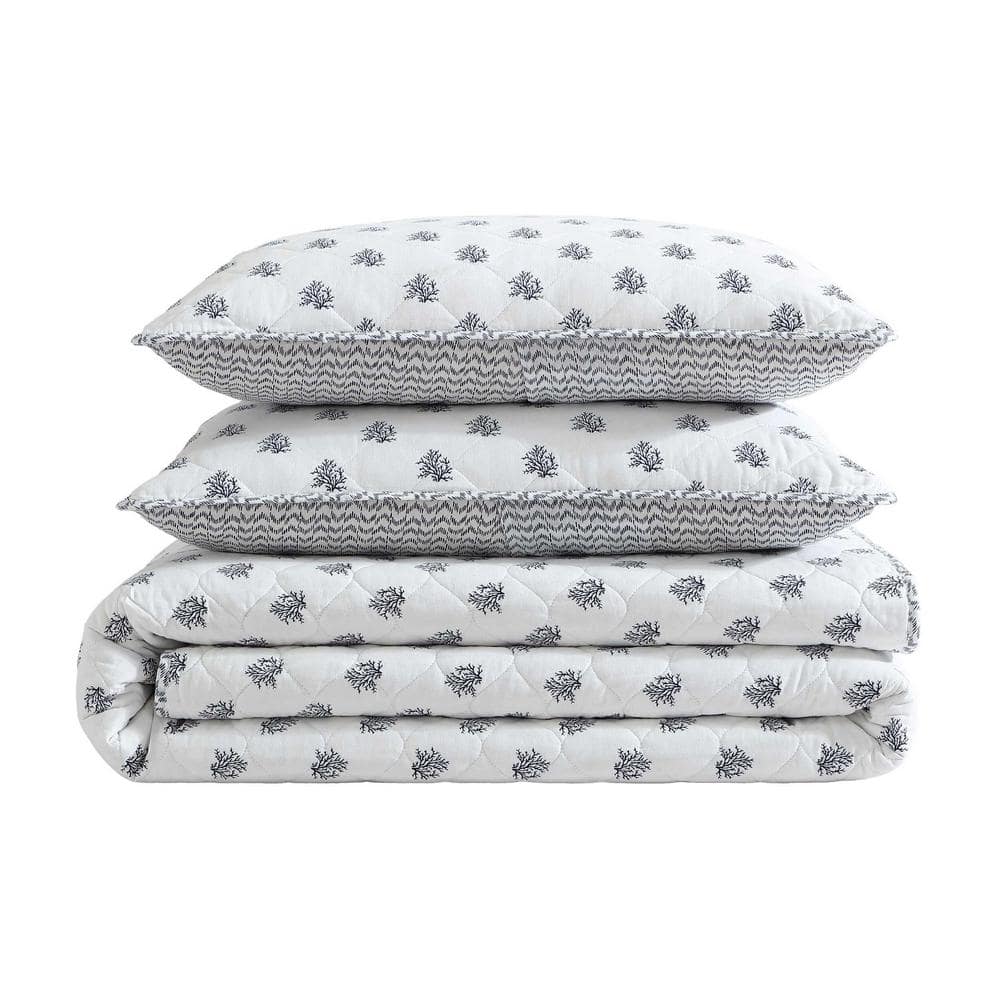 Twin Blue Cotton Reversible Quilt Set with Coral Motifs