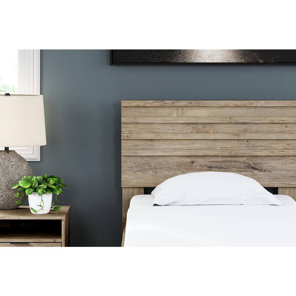 Oliah Twin Light Brown Wood Platform Bed