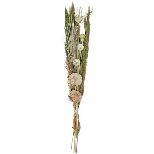 Litton Lane Tall Assorted Bouquet Pampas Grass Natural Foliage with Palm Leaf Accents (One Bundle)