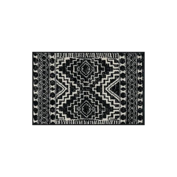 Transitional Bohemian Area Rug Black 2 ft. x 3 ft. Area Rug