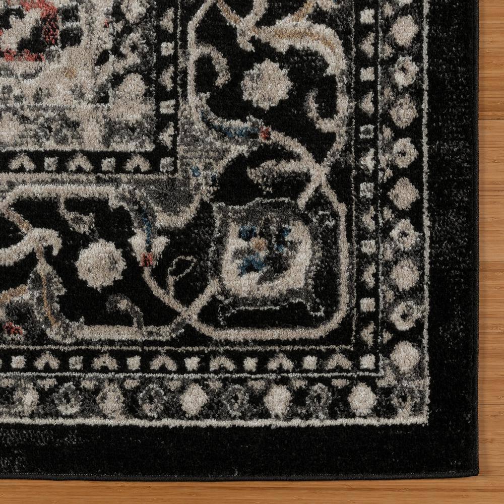 Heirloom Black and Beige Tufted 8' x 10' Synthetic Area Rug