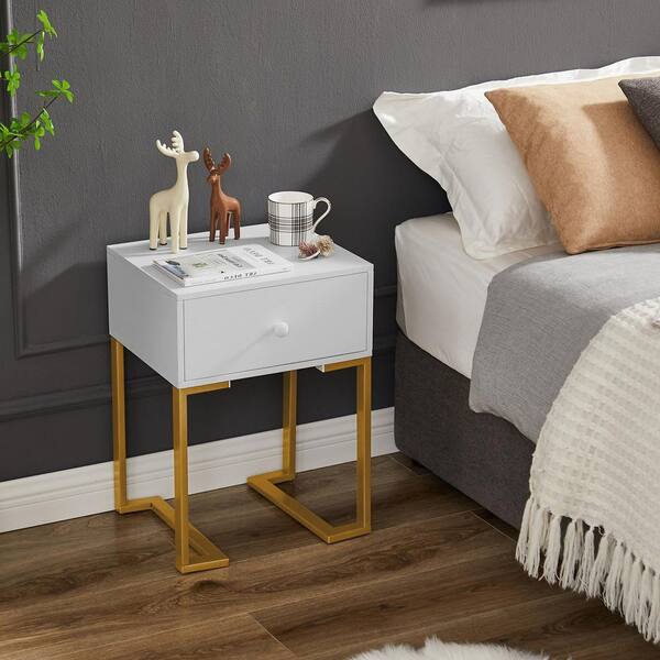 25 bedside tables that are as stylish as they are functional