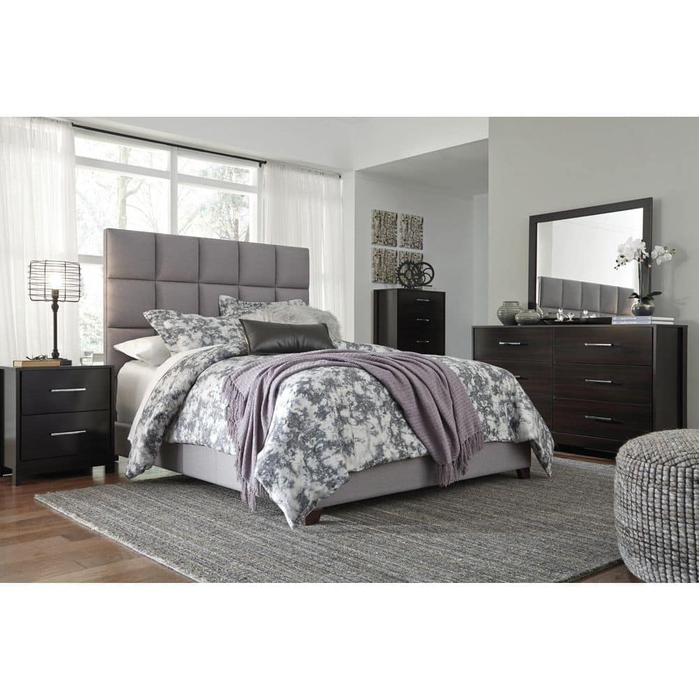 UPC 024052389159 product image for Dolante Gray Wood Frame Queen Panel Bed | upcitemdb.com