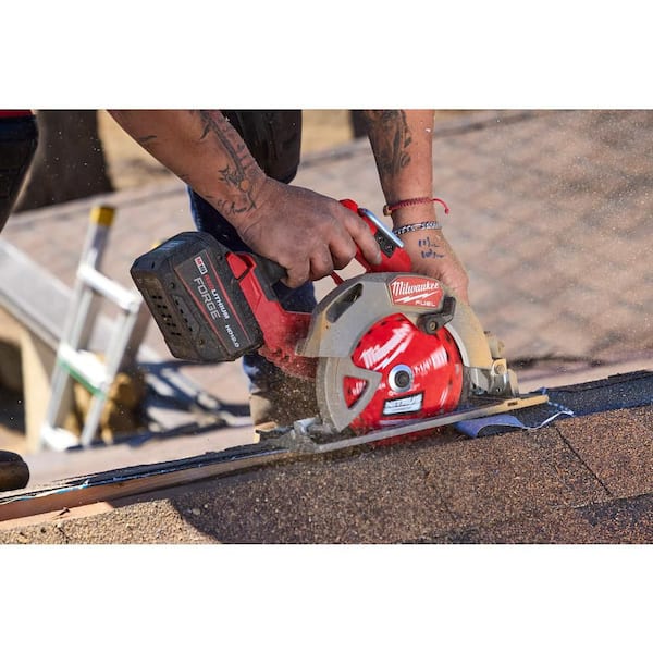Milwaukee M18 FUEL 18V Lithium-Ion Brushless Cordless 7-1/4
