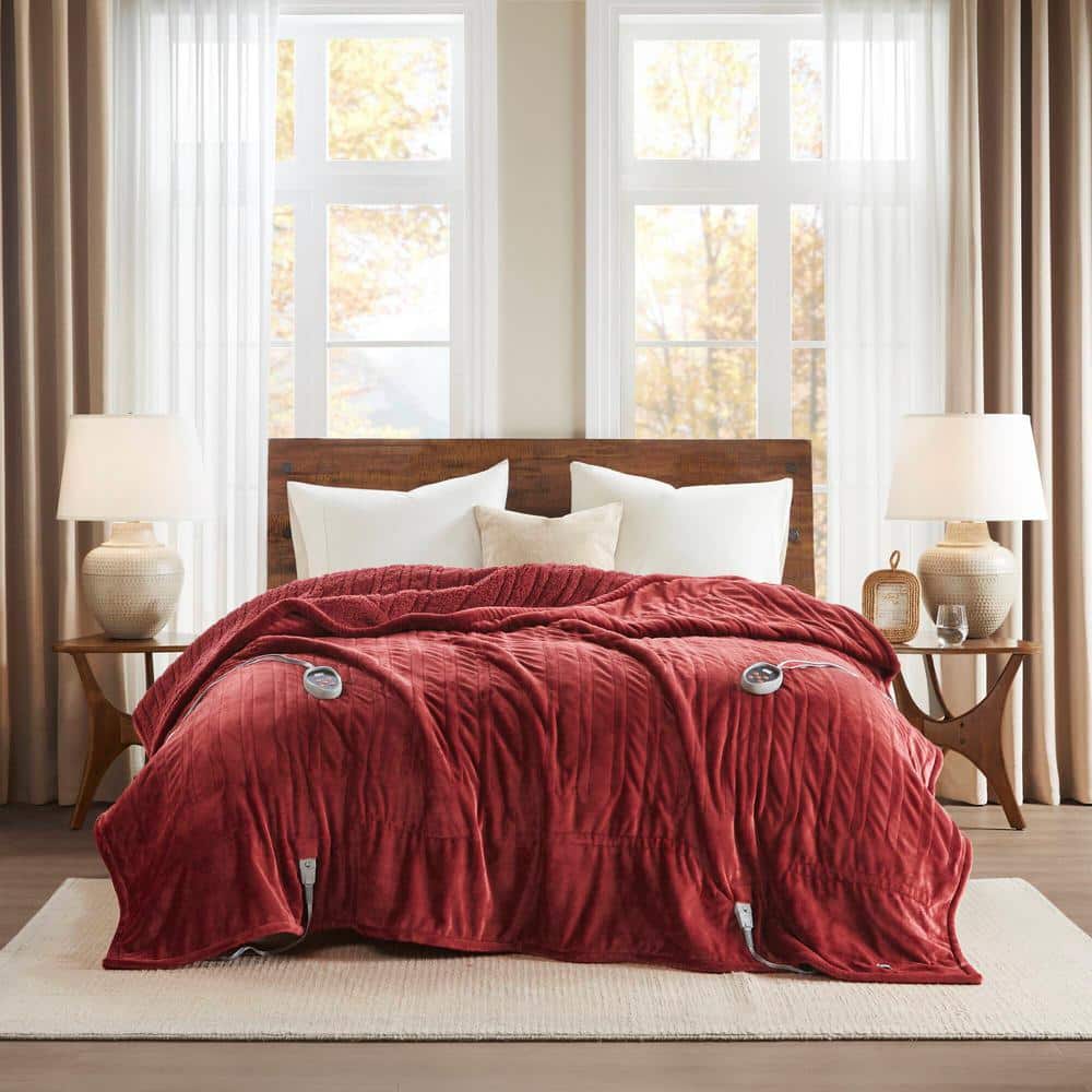 Twin Garnet Heated Plush to Berber Blanket