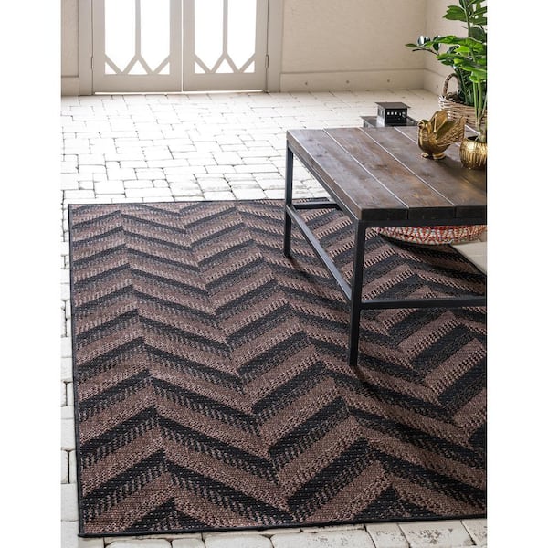 Outdoor Chevron Brown 3' 3 x 5' 0 Area Rug