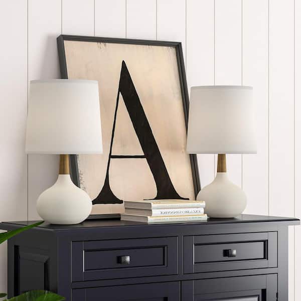 Cleveland 14 in. White Modern Ceramic Bedroom Living Room Bedside Desk Nightstand Small Table Lamps (Set of 2)