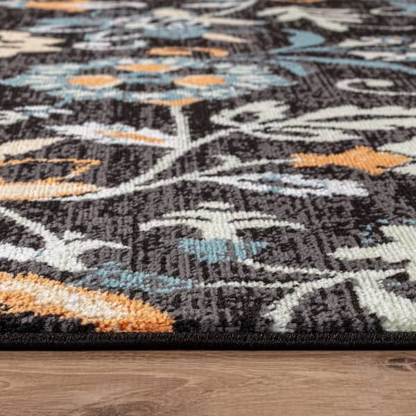 Vine Floral Black 4' x 6' Area Rug