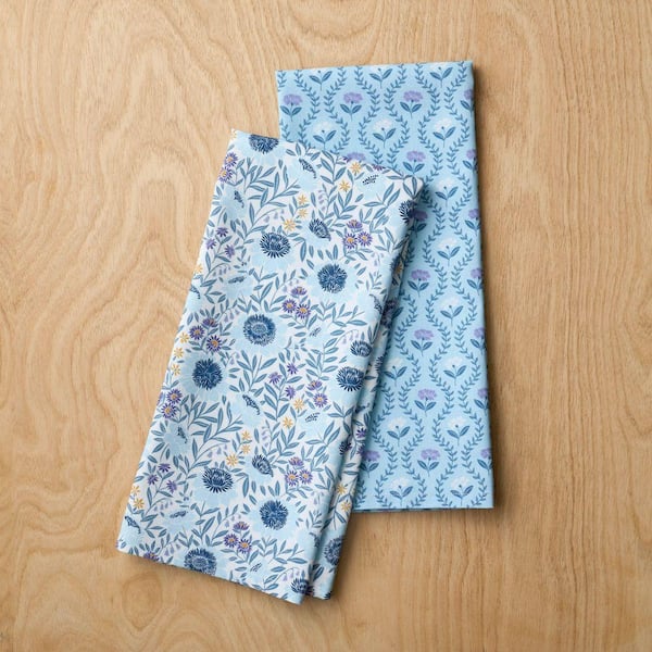 Company Cotton Blue Floral and Butti 30 in. x 20 in. Kitchen Towel (Set of 2) Multi