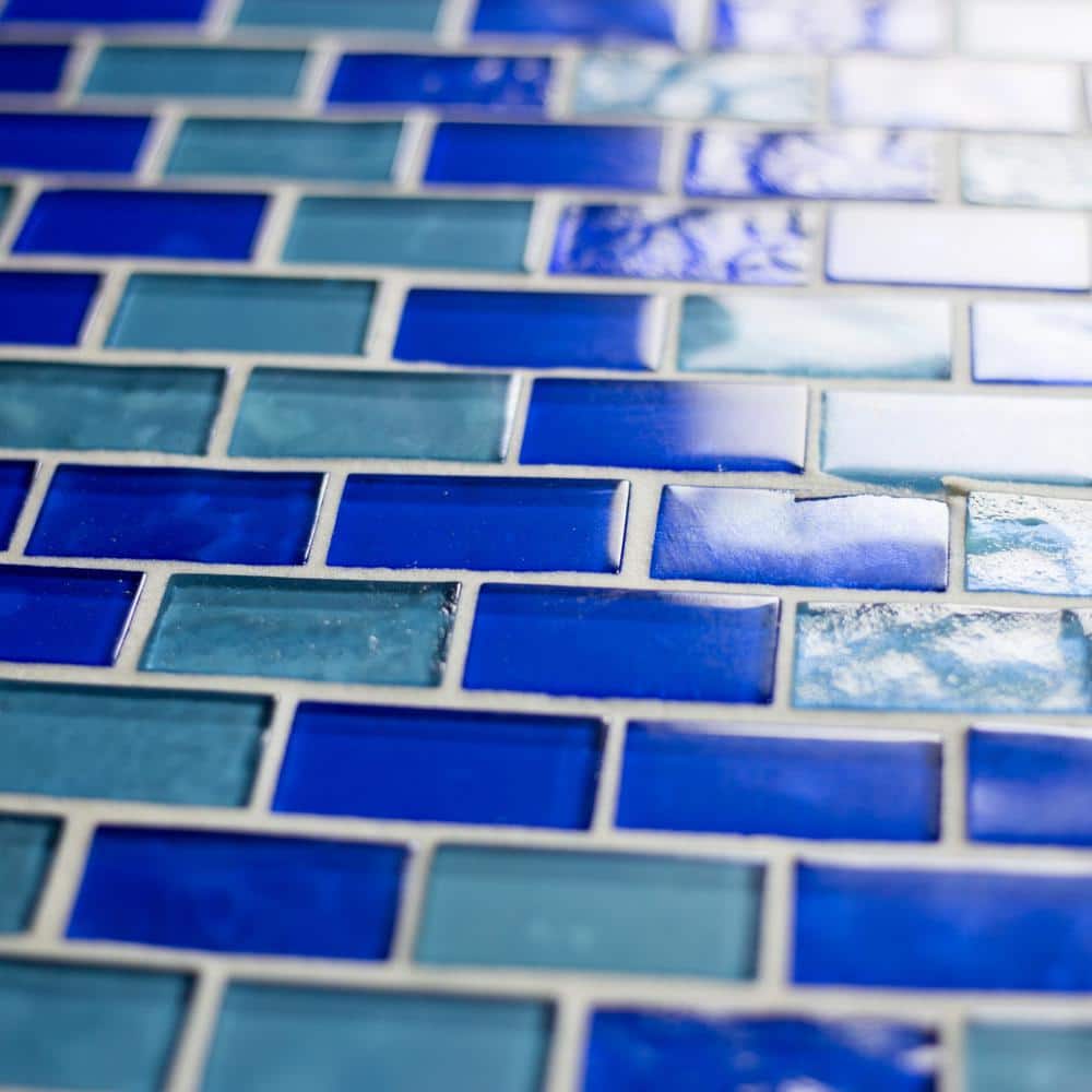 Landscape Gray Glossy Glass Mosaic Tile for Kitchens and Bathrooms