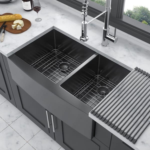 33 in. Farmhouse Double Bowl (60/40) 16 Gauge Gunmetal Black Stainless Steel Kitchen Sink with Bottom Grids