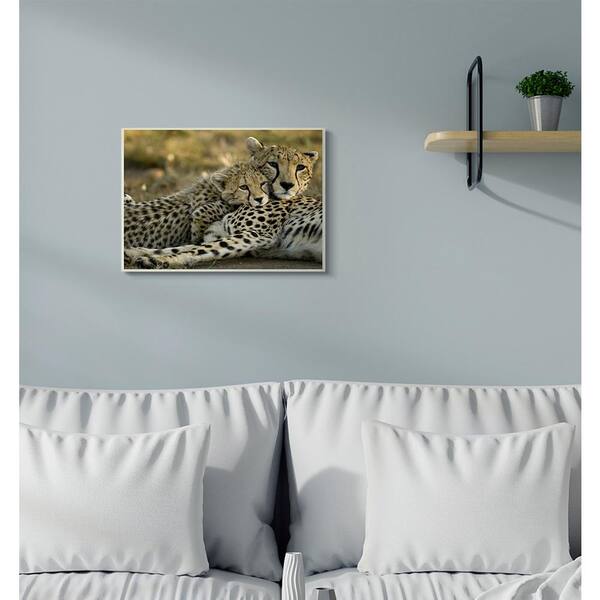 The Stupell Home Decor Collection 10 In X 15 Cheetah Family Mother With Cub By Joe Mcdonald Danitadelimont Com Wood Wall Art Aap 300 Wd 10x15 - Cheetah Home Decor
