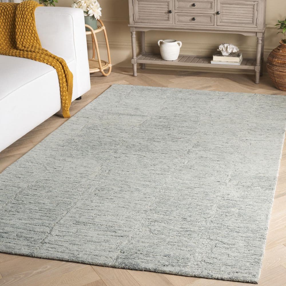 SAFAVIEH Pine 6 ft. x 6 ft. Gray Distressed Floral Square Area Rug ...