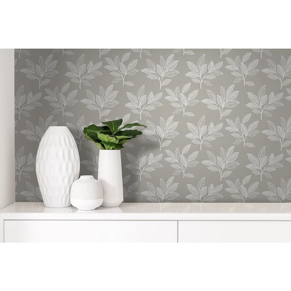 Grey and White Stylized Leaves Vinyl Peel and Stick Wallpaper Roll (Covers 30.75 sq. ft.)