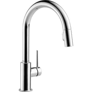 Trinsic Single-Handle Pull-Down Sprayer Kitchen Faucet with MagnaTite Docking in Chrome