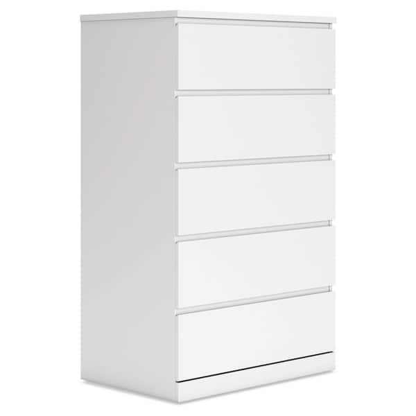 Signature DESIGN BY ASHLEY Onita White 5 Drawer 31.25 in. Chest of Drawers