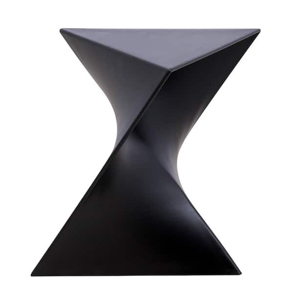 Leisuremod Randolph 15.75 in. Black Modern Triangle Accent End Table Lightweight Side Vanity Table