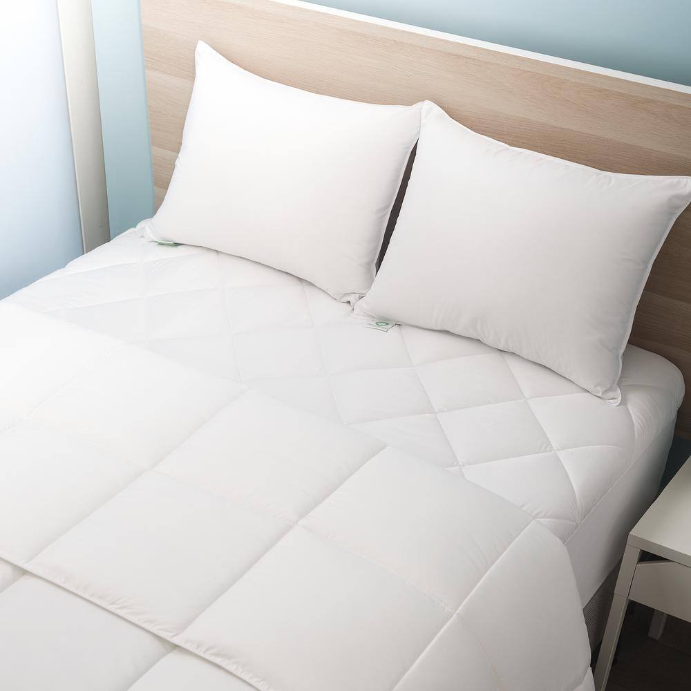 White Quilted Down Alternative California King Mattress Pad