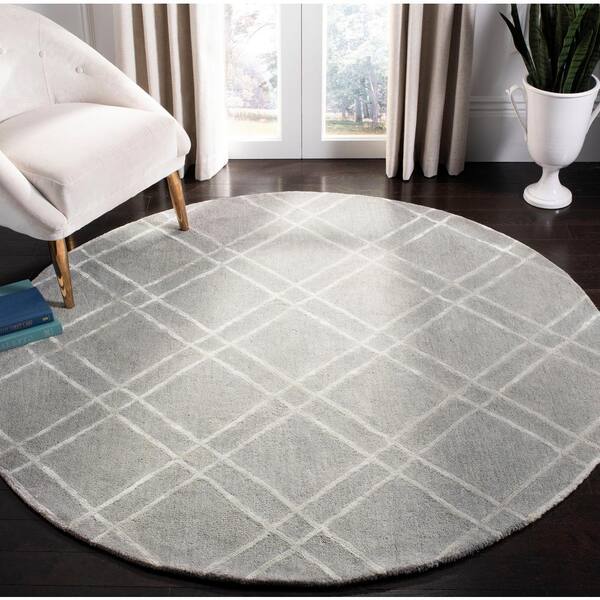 Himalaya Gray/Silver 6 ft. x 6 ft. Round Geometric Area Rug