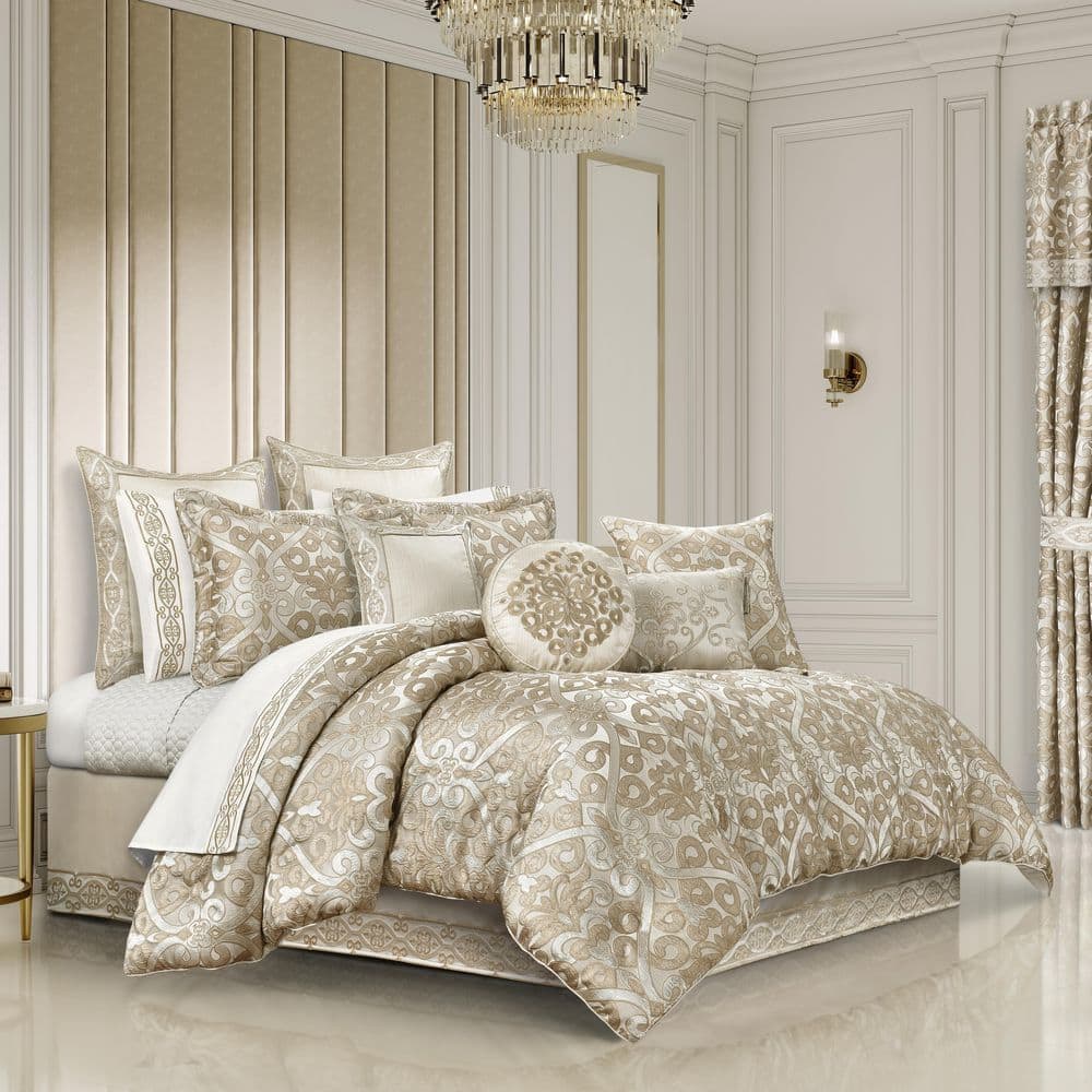 Amarella Polyester California King 4Pc. Comforter Set