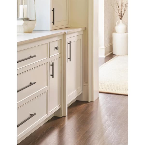 Caliber 7-9/16 in. (192mm) Modern Matte Black Bar Cabinet Pull