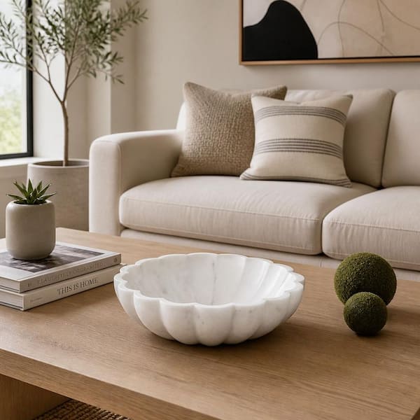 Liv & Skye 12 in. White Marble Shell Shaped Decorative Bowl 17599