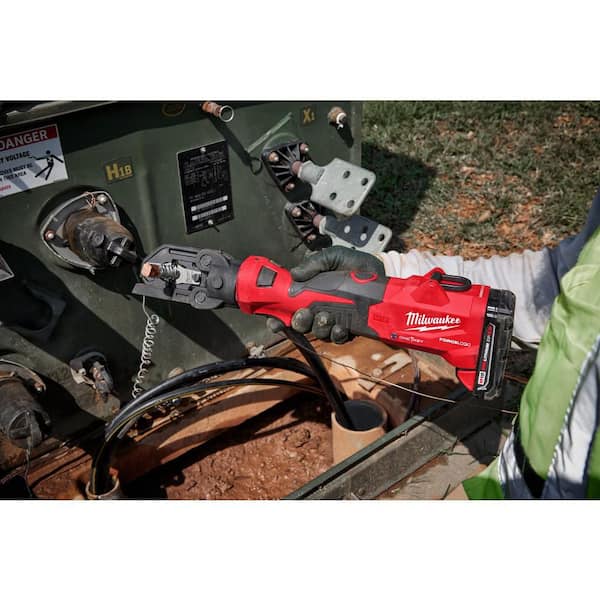 Milwaukee M18 18V Lithium-Ion Cordless FORCE LOGIC 6T Latched