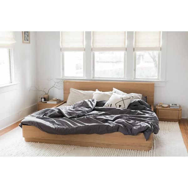 Odette Oak Brown Oak Veneer Frame King Platform Bed with Softened Corners