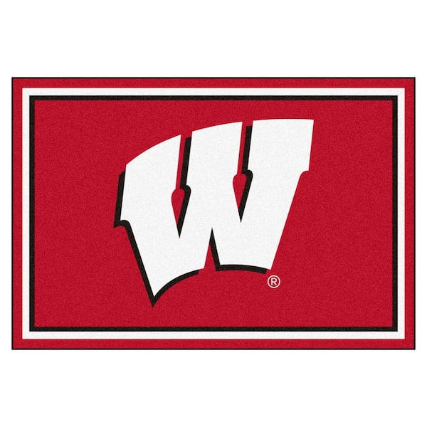 FANMATS NCAA - University of Wisconsin Red 8 ft. x 5 ft. Indoor Area Rug
