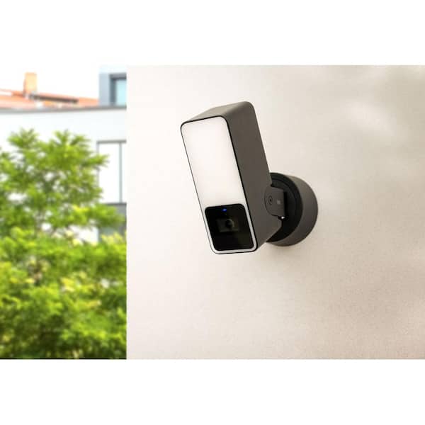 eve Outdoor Cam – Smart Wired Dimmable Outdoor Floodlight, works with Apple Home, 2-Way Comm, End-to-End Encryption (Black)