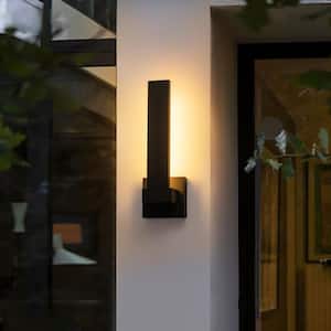 Barry 1-Light Modern Black Integrated LED Outdoor Wall Sconce 16-Watt 3000K