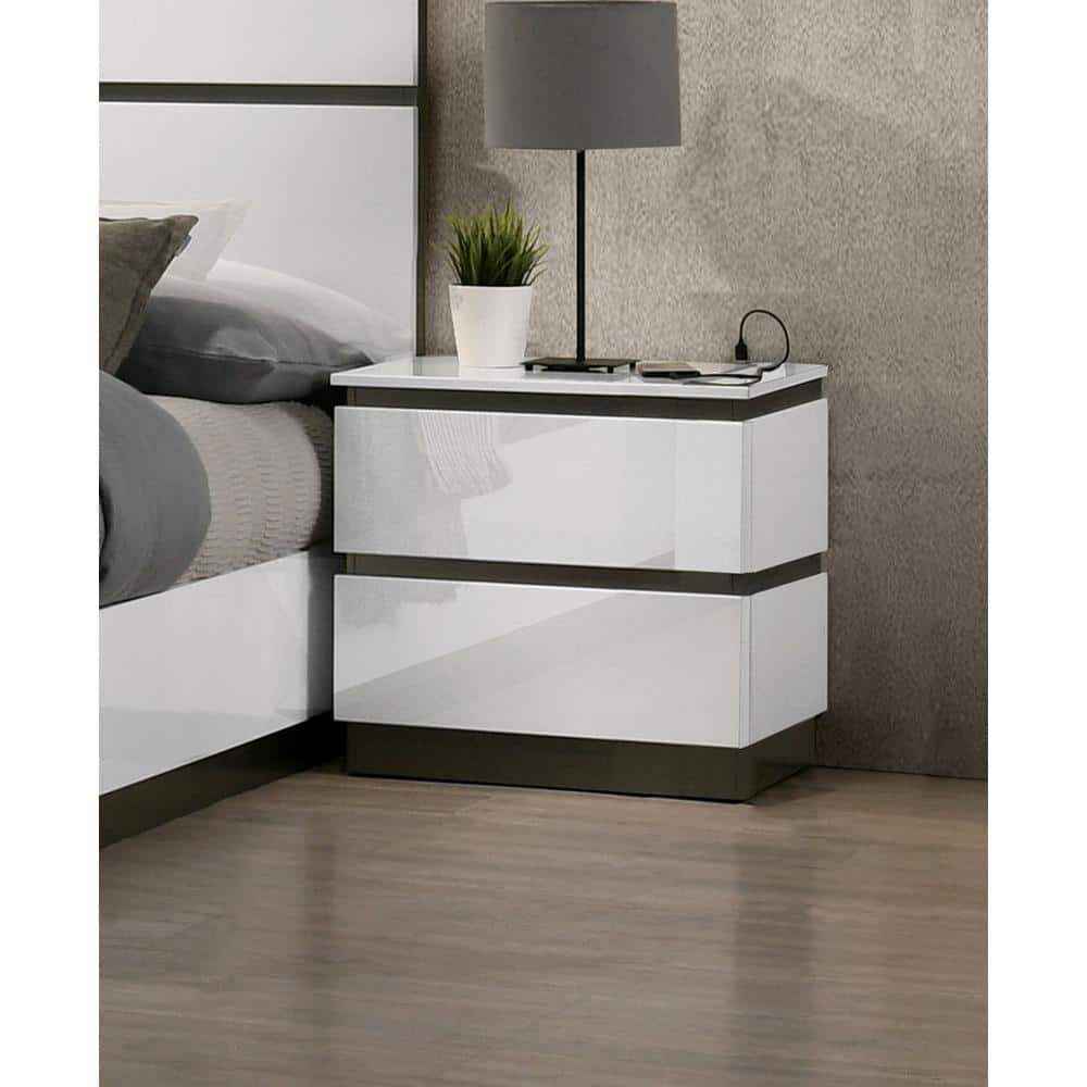 Summit Run 2-Drawer White and Metallic Gray Nightstand (21.25 in. H X 22.88 in. W X 15.38 in. D) -  Furniture of America, IDF-7225WH-N